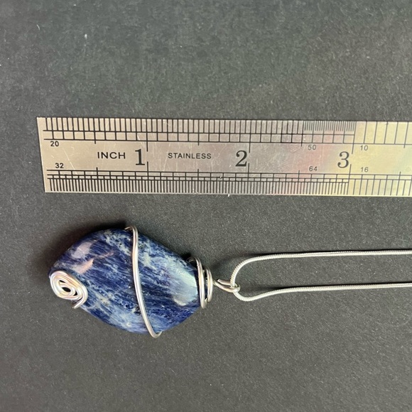 Lapis Lazuli Necklace, Crystal Jewelry, wire wrapped lapis lazuli pendant - Picture 13 of 15